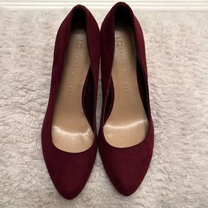 Size 7.5 Maroon Suede Lauren Conrad Heels.